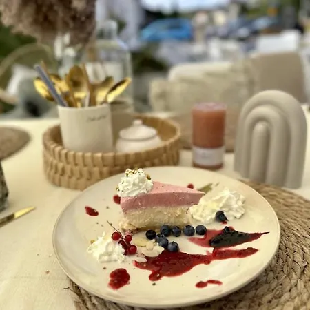 Martina Rooms&restaurant * Leba