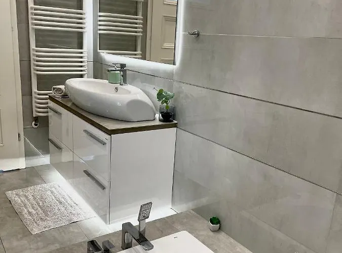 منزل للإقامة Martina Rooms&restaurant *