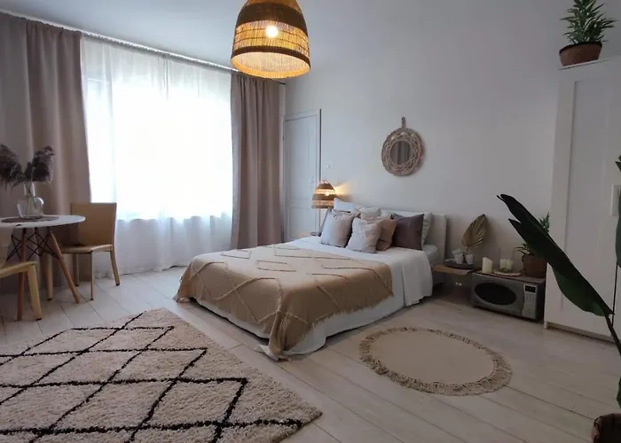 Martina Rooms&restaurant Pansiyon *